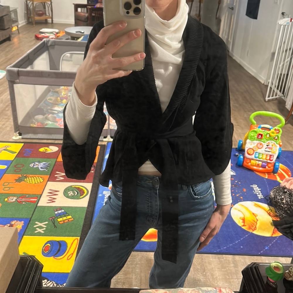 BCBG Max Azria belted cardigan XS merino wool